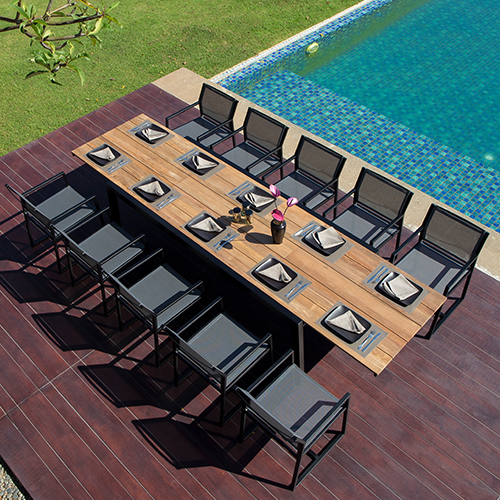 Allux Carver Chair & BAIA Extension Table