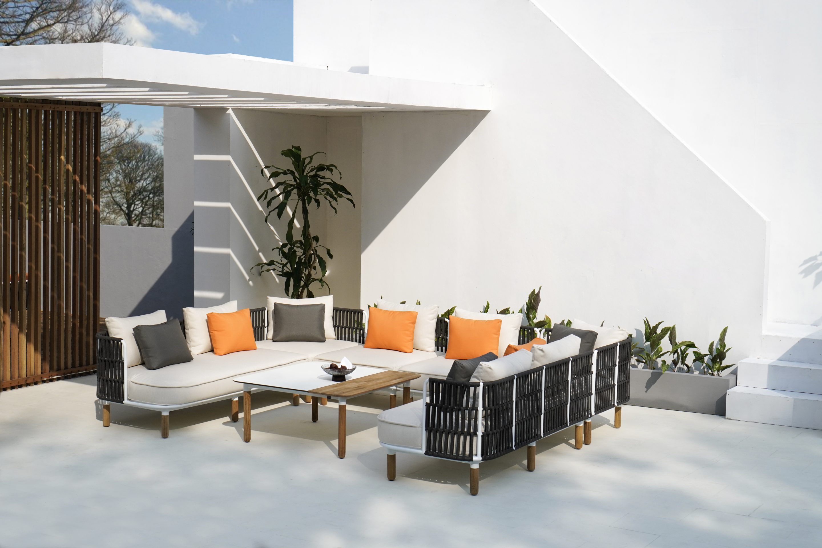 DAISY DEEP SEATING RAE CONFIGURATION 9