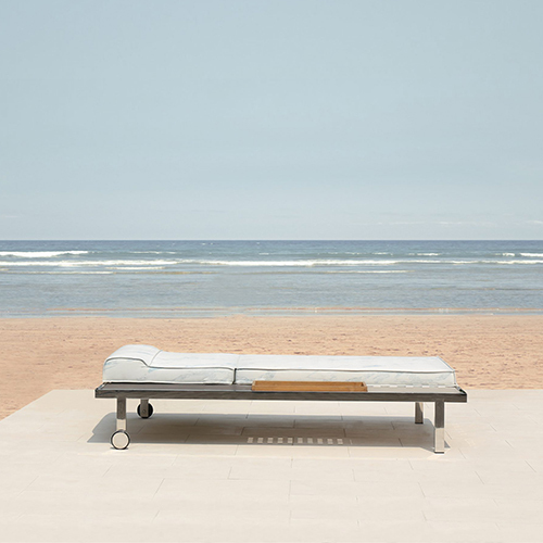 ALBATROSS Multiposition Sunbed with Side Tray