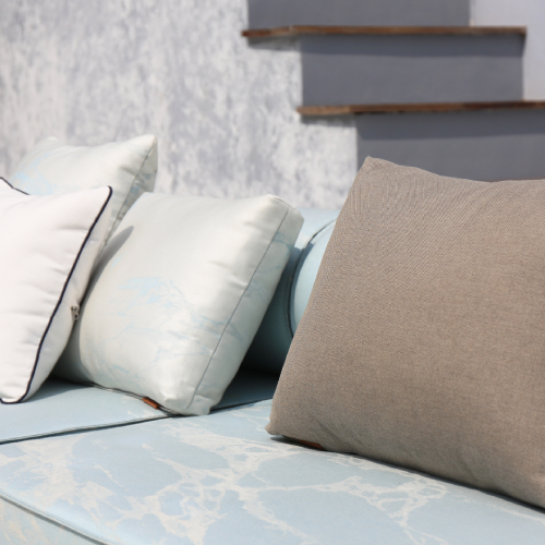 BULLNOSE & DECO PILLOW