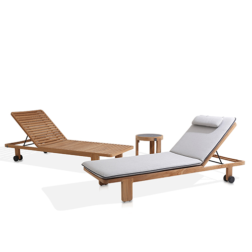 HACIENDA Sunbed Teak & Side Table