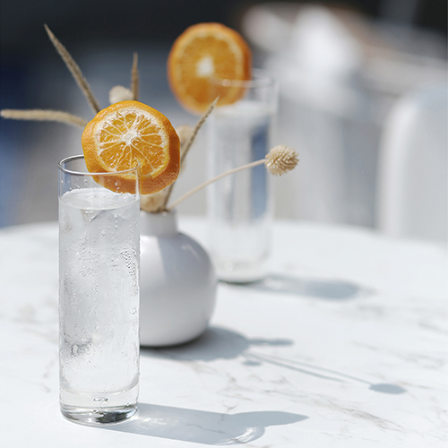 STIZZY Pedestal Table Detail