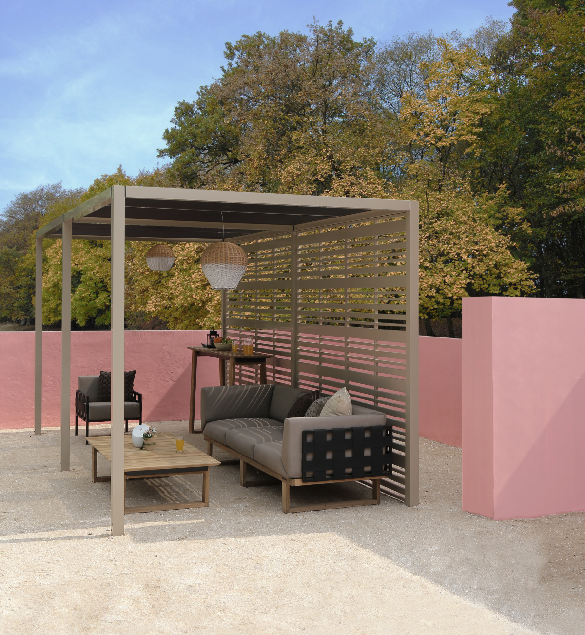 SOMBRERO_canopy_big_daddy_bar_table_medium