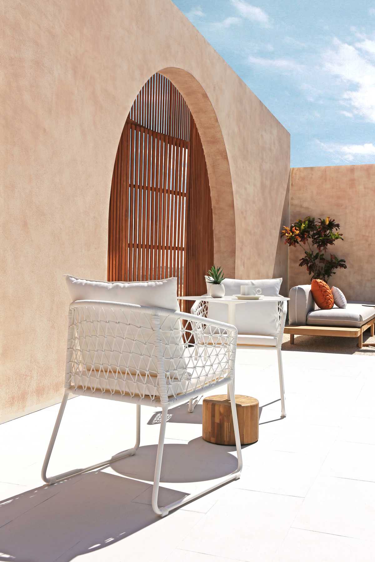 OHANA_dining_chair_GLYPH_bistro_table_1_med