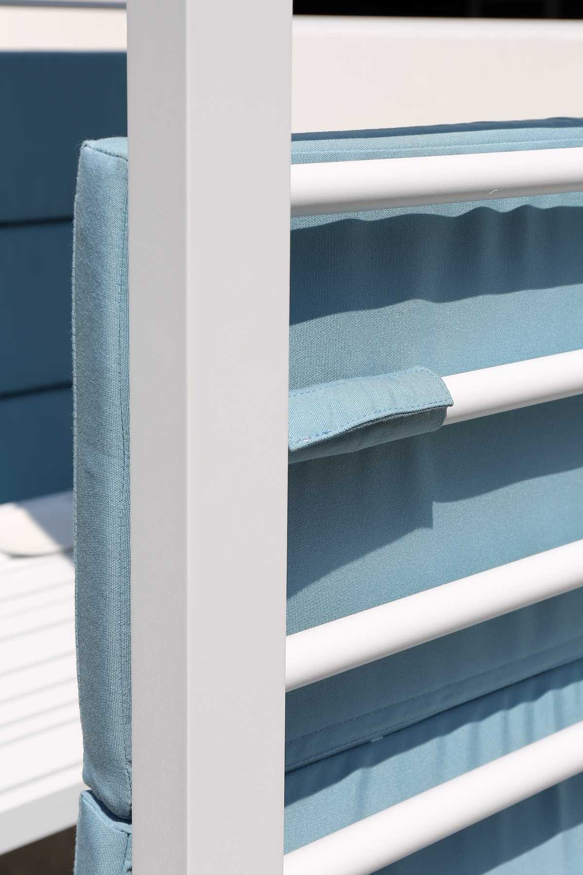 SOMBRERO_dining_booth_detail_6_med