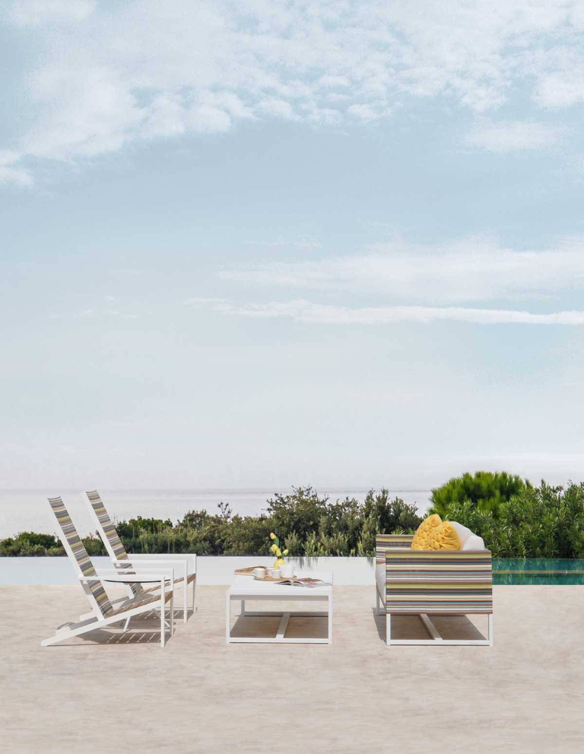 STRIPE_Sofa_2_seater_&_BONDI_adirondak(a)_med