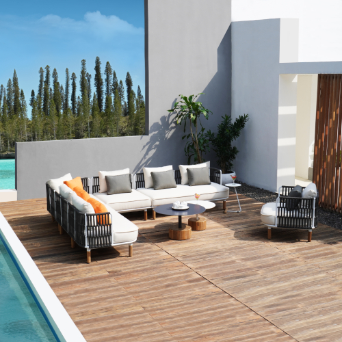 DAISY RAE Configuration With C-table, 1-seater & GLYPH Low Table