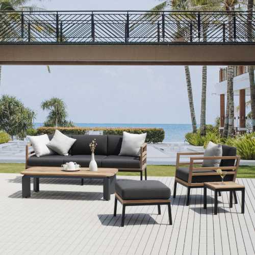 ZUDU Lounge Sofas & EKKA Side Table