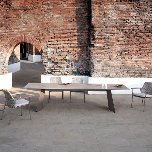 PRADO Table & CLARA Dining Chair
