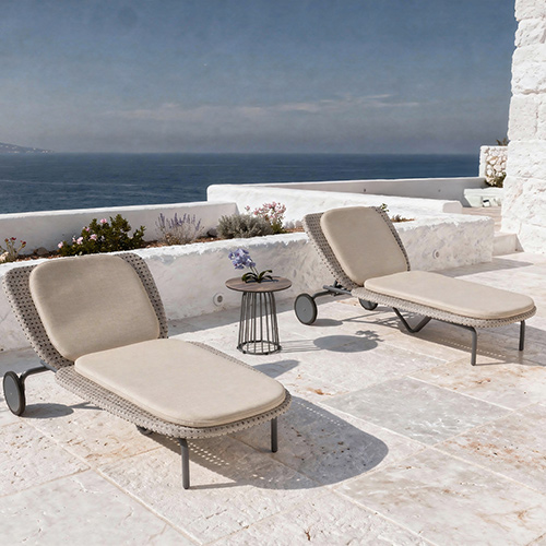 CLARA Lounger, CAGE Low Table